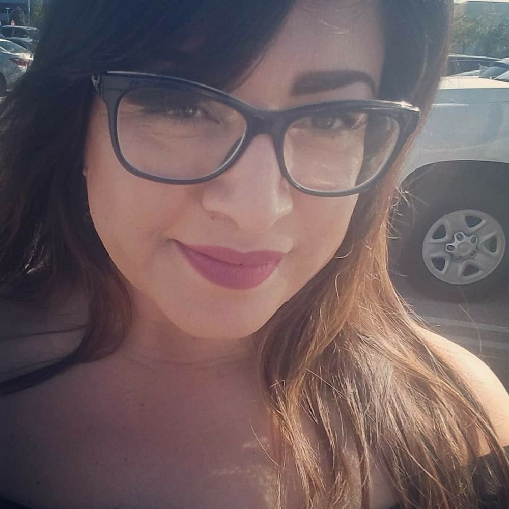 Meet your Posher, Noemi